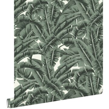papier peint feuilles tropicales vert grisé de ESTAhome