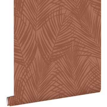 papier peint feuilles de palmier terracotta de ESTAhome