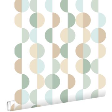 papier peint motif graphique vert grisé, bleu clair et beige de ESTAhome