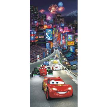 affiche Cars rouge, violet et gris de Disney
